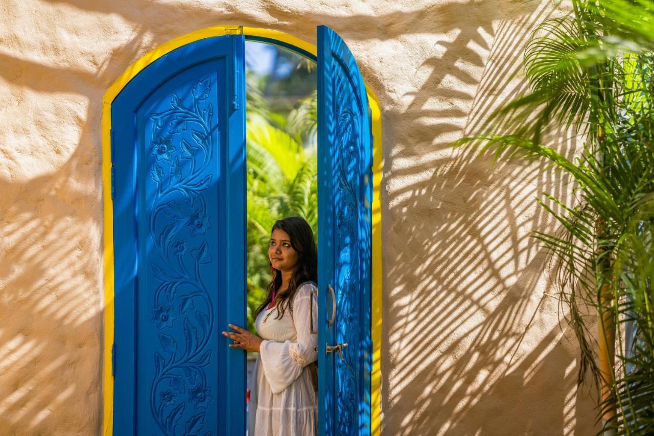Zostel Goa, Morjim Vandrarhem Exteriör bild